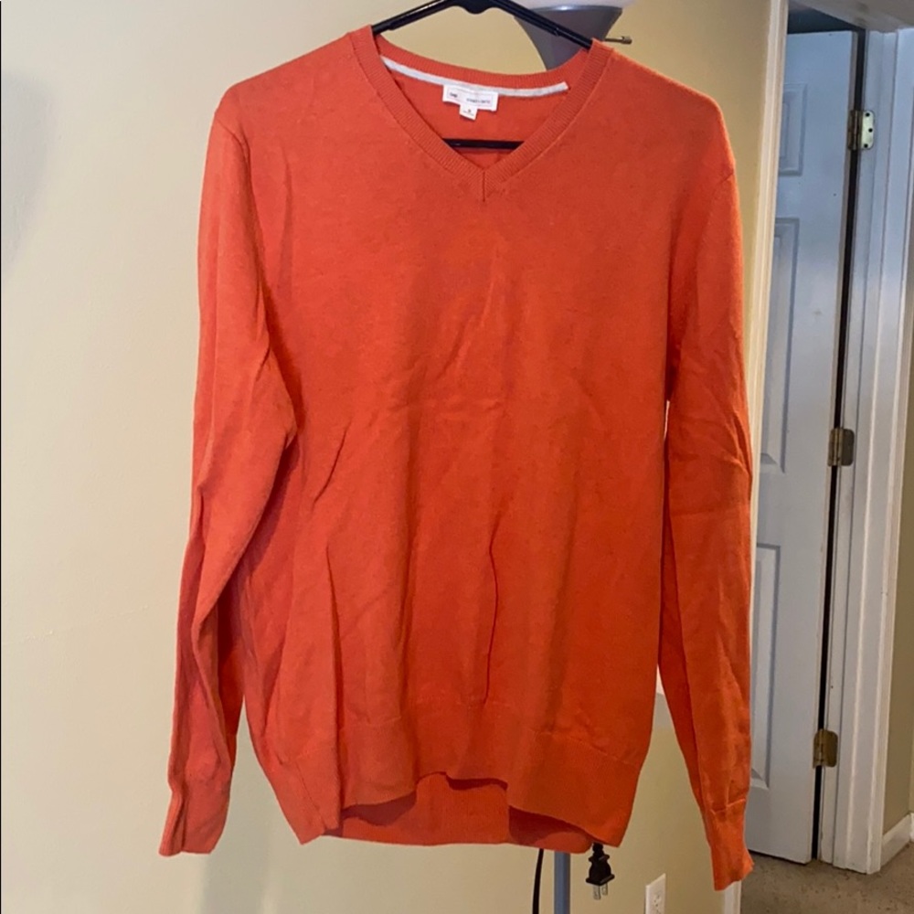 Men’s GAP orange sweater